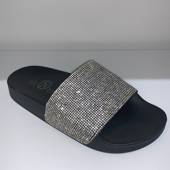SPARKLY RHINESTONE BLACK SLIDES - Picture 3 of 8